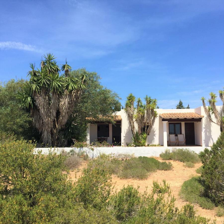 Apartamentos Laura Playa De Migjorn Exterior photo