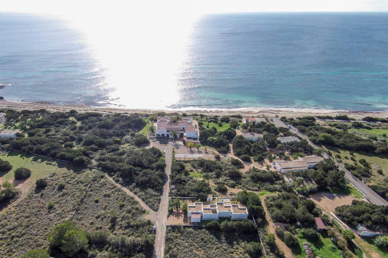 Apartamentos Laura Playa De Migjorn Exterior photo